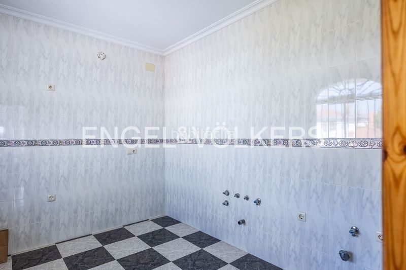 Foto 61247112-fb43-443a-8b29-6bc973226f68. Casa amb calefacció piscina a La Motilla - Fuente del Rey Dos Hermanas