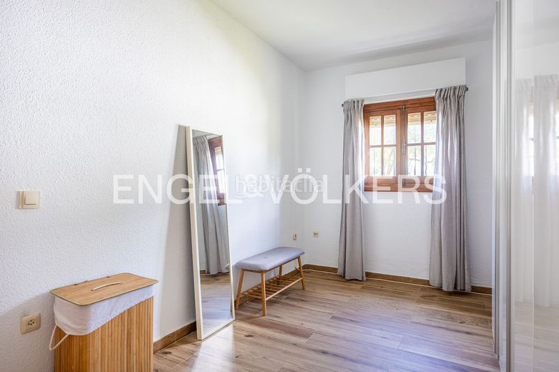 Foto f04ee9b1-74c7-4a63-a54e-a8dd760e3a8b. Casa amb calefacció piscina a La Motilla - Fuente del Rey Dos Hermanas