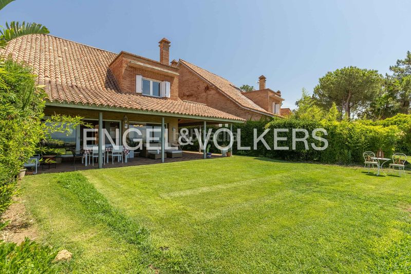 Foto ca697169-7e29-43ed-a667-1f93b2250b91. Casa amb calefacció aparcament piscina a Islantilla golf Islantilla