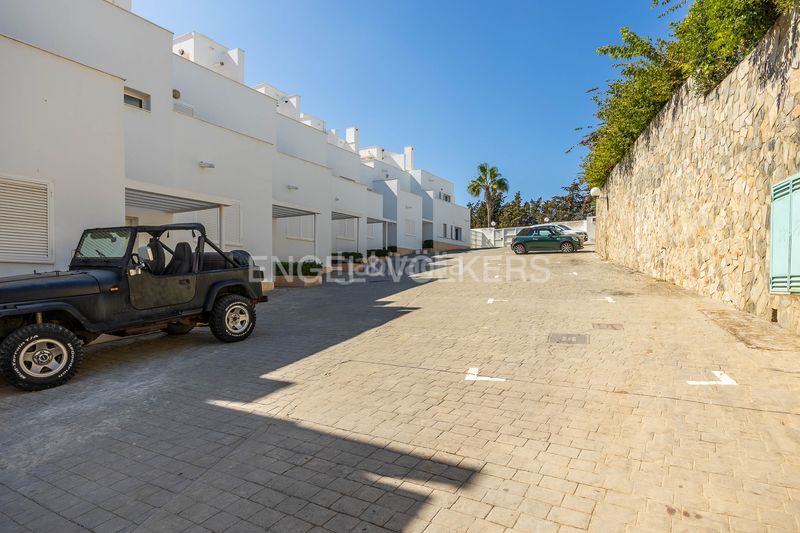 Foto bdfc9edb-fd67-486b-b550-0cc8fdc02efe. Lloguer casa amb calefacció aparcament piscina a Conil de la Frontera
