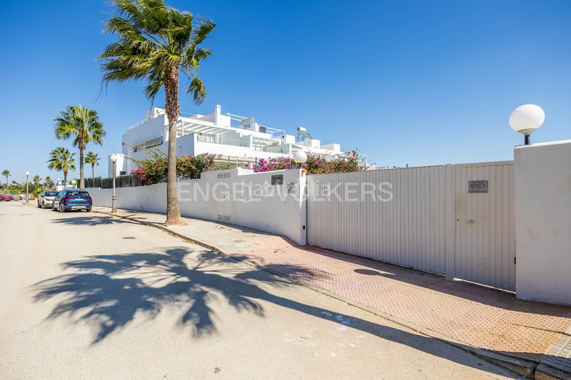 Foto d7fc5026-491a-4f63-8b50-86503abdbaf4. Lloguer casa amb calefacció aparcament piscina a Conil de la Frontera