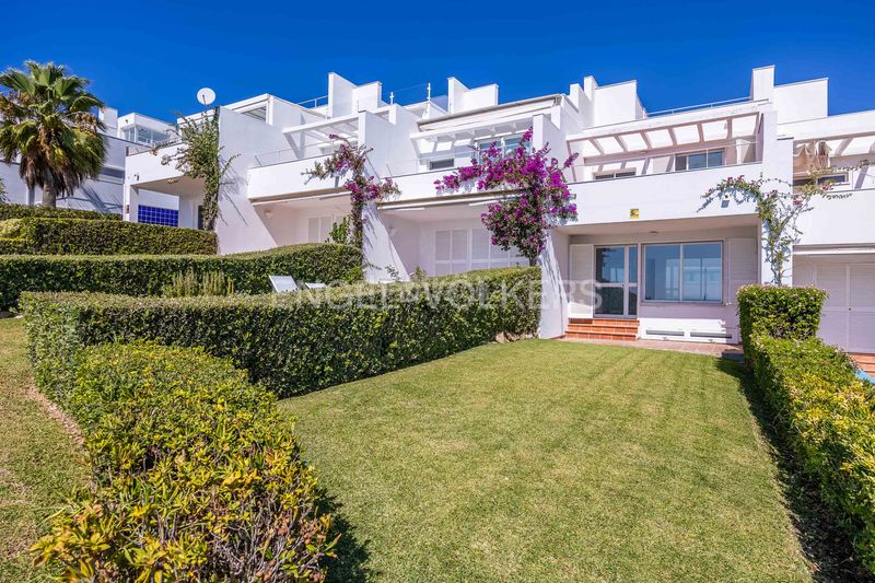 Foto e4bf2867-5024-49e7-9427-9c6fdf9e22db. Lloguer casa amb calefacció aparcament piscina a Conil de la Frontera