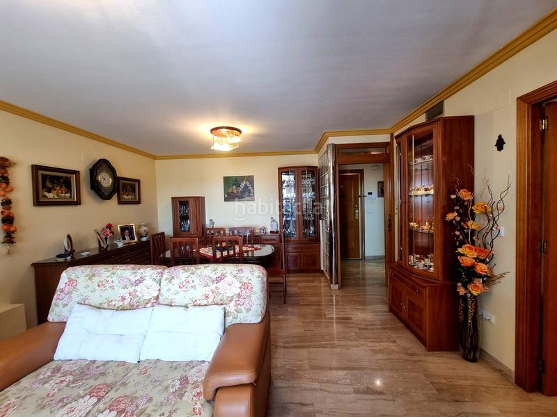Foto 8726b322-7bc9-4545-ab64-cb421623b790. Appartamento con riscaldamento parcheggio piscina in Benidorm