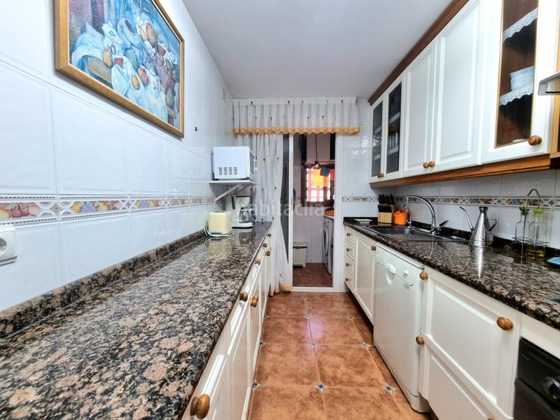 Foto 99092980-36ba-44b3-91d7-ebf3c5378ed5. Appartamento con riscaldamento parcheggio piscina in Benidorm