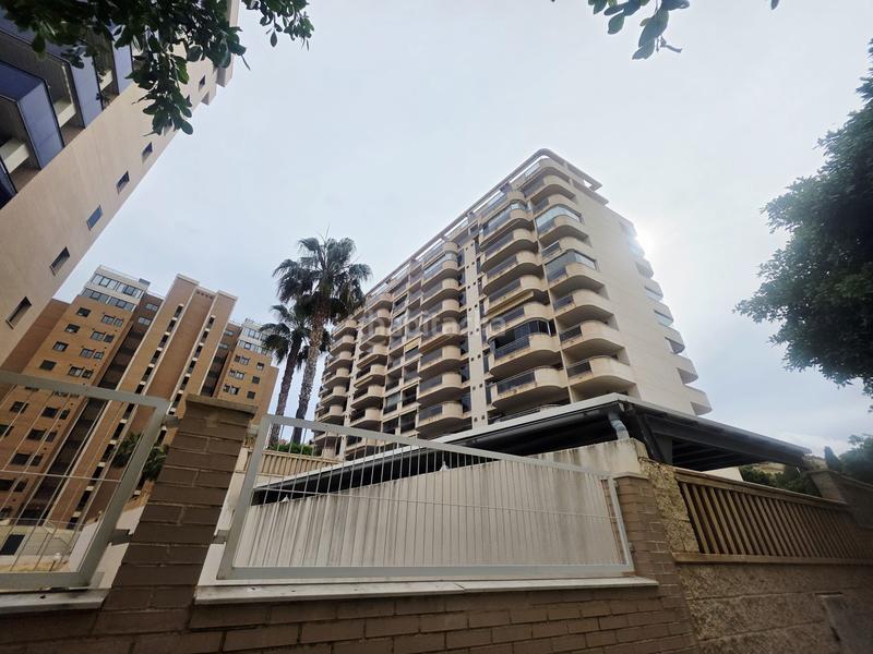 Foto d4bcdf7f-0ef1-4d5d-b00a-7d38e4ad2a94. Flat with parking pool in Cala Alta-Veramar Vila Joiosa (la)