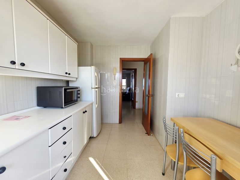 Foto 9a738e73-95fb-4991-9e7e-622f18f4eaa2. Apartament amb aparcament piscina a Playa Poniente Benidorm