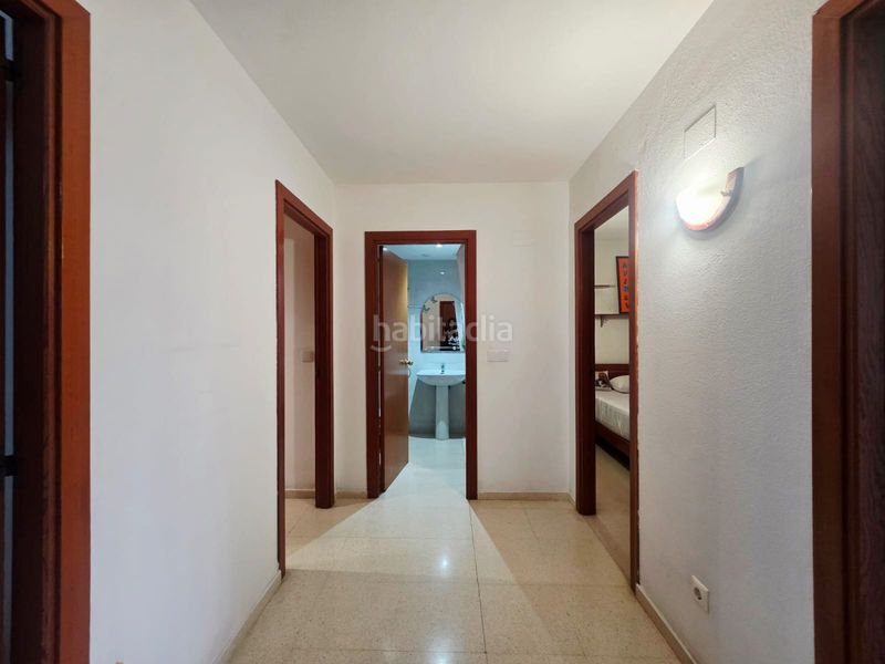 Foto ed4adfb2-1b73-4b81-a76f-6aba1c0e58f2. Apartament amb aparcament piscina a Playa Poniente Benidorm