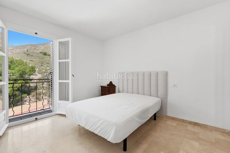 Foto afbeee95-e486-4694-a7e7-ba63edf3fdf9. Lloguer xalet amb aparcament piscina a Golf Bahía Finestrat