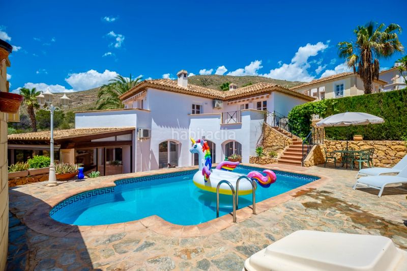 Foto d6dd6a6b-b1d4-4aa4-a8b8-baf064801bfa. Lloguer xalet amb aparcament piscina a Golf Bahía Finestrat
