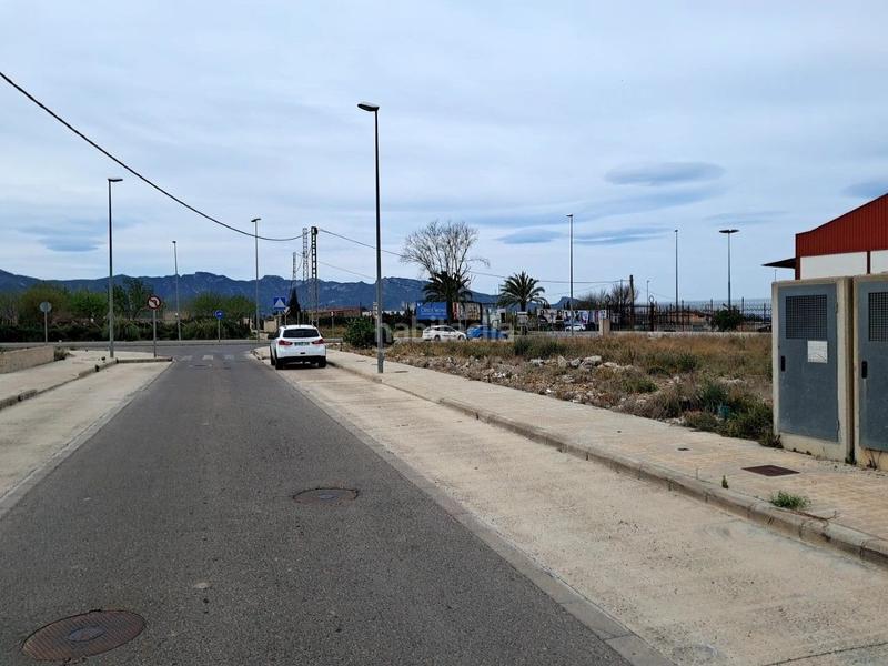 Foto 5d218ec9-0568-4706-aa0a-b6985be4cb04. Gewerbliches grundstück in Bulevar del Xúquer Cullera