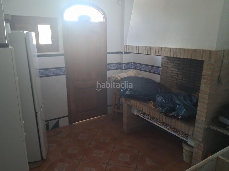 Foto 85fc630a-f7fa-4363-8dc9-db03d114404a. Chalet  faro-dosel con piscina y garaje en El Faro Cullera