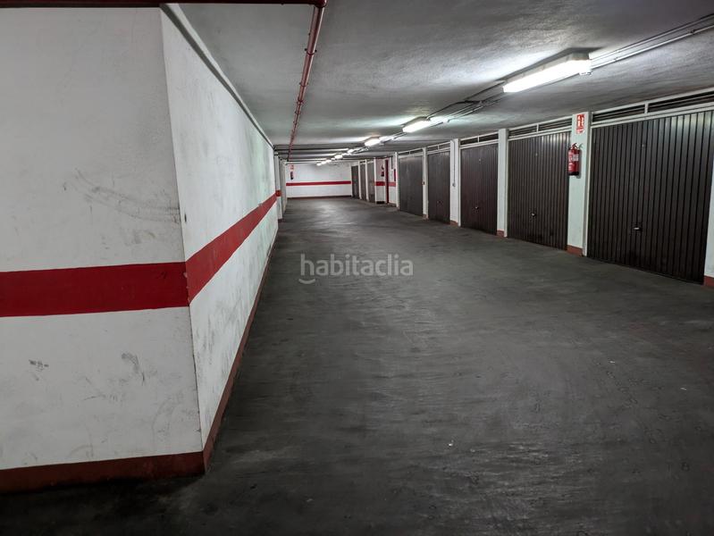 Foto ceef0457-f88c-4533-8eb3-a05100ec5748. Posto auto in pueblo de Cullera Cullera