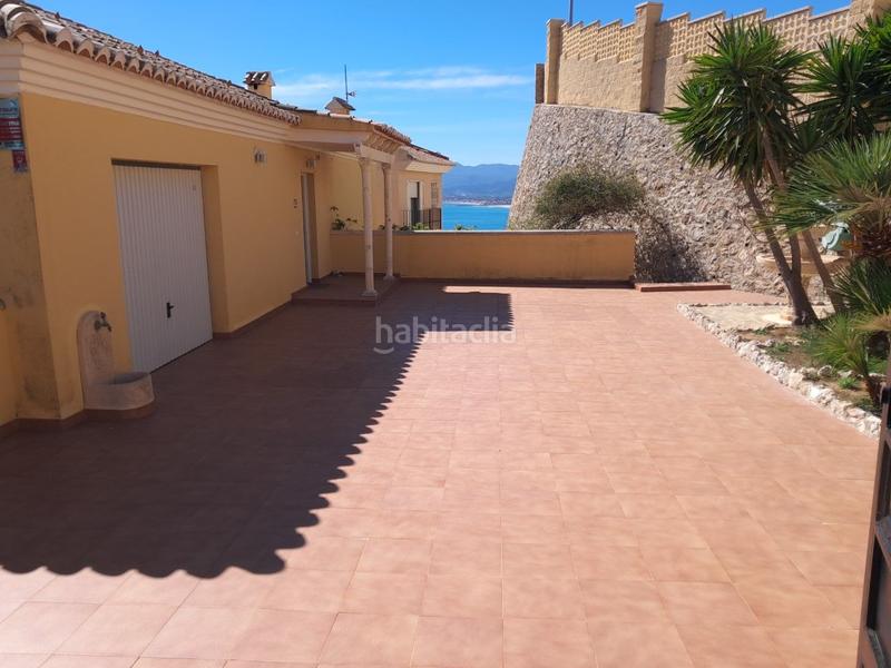 Foto ad54dae9-ba5a-43dd-af51-9d98b8b26426. Chalet -villa cap blanc con garaje, gimnasio y jacuzzi en Cullera