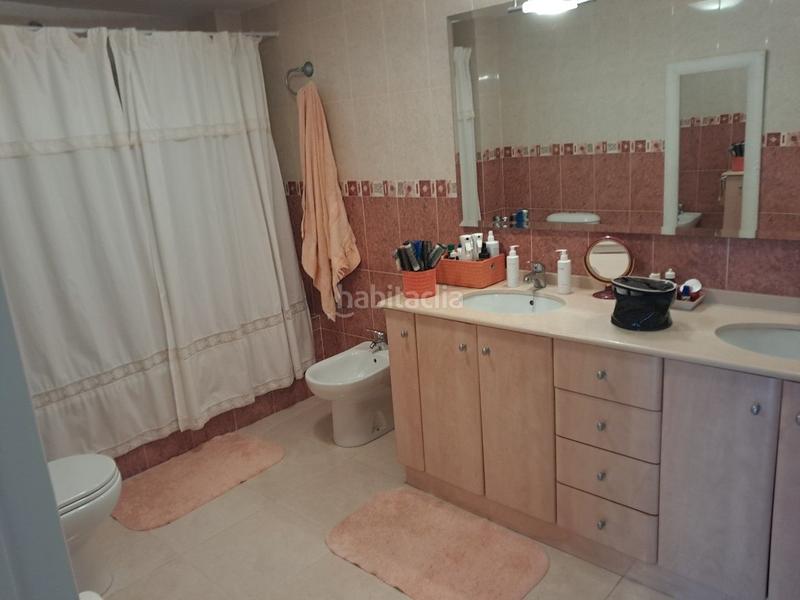 Foto e83b542e-1856-4b2d-98e7-80f5aaabc624. Chalet -villa cap blanc con garaje, gimnasio y jacuzzi en Cullera