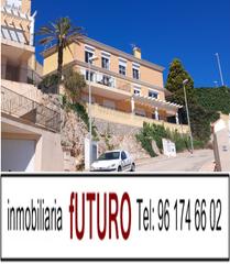 Xalet en El Faro. Chalet-villa cap blanc con garaje, gimnasio y jacuzzi