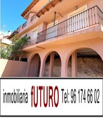 Xalet a El Faro. Chalet urbanización cap blanc con piscina y garaje