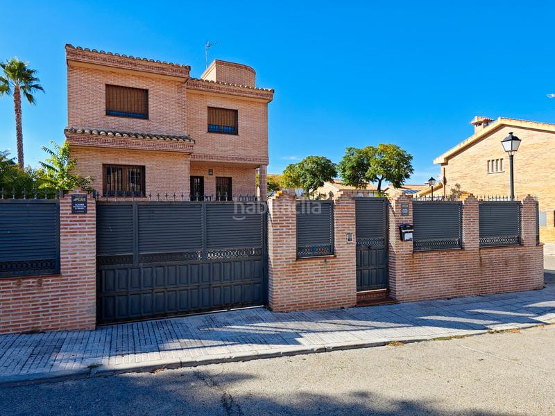 Foto 257e47c4-b677-42c8-8a69-cf7359cbd1bb. Chalet ***espectacular chalet independiete en serranillos*** en Serranillos del Valle