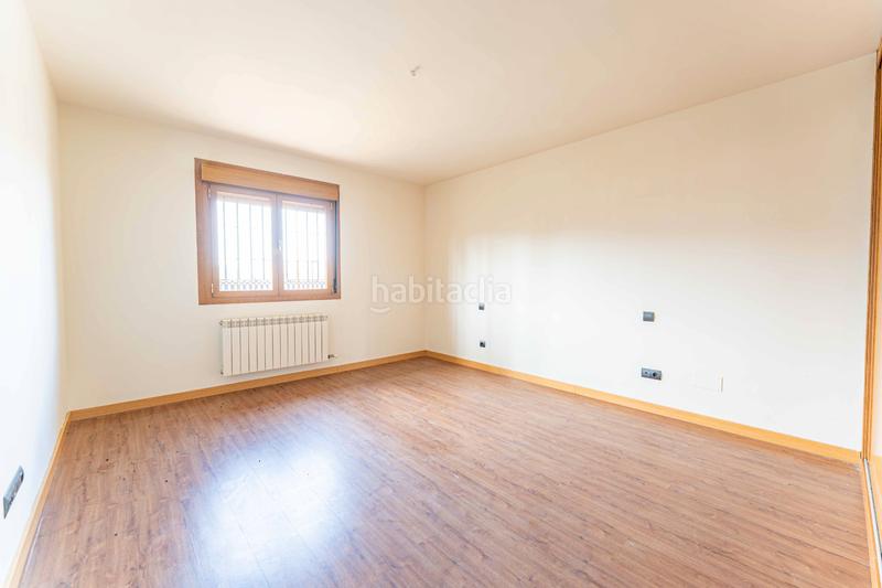 Foto dfa52519-fd17-419a-a4fa-2d2c544c31b2. Chalet ***espectacular chalet independiete en serranillos*** en Serranillos del Valle