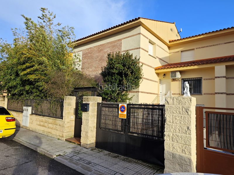 Foto 6edb16c4-b361-4f54-aaeb-97d027e37add. Casa adossada amb calefacció aparcament a Cedillo del Condado