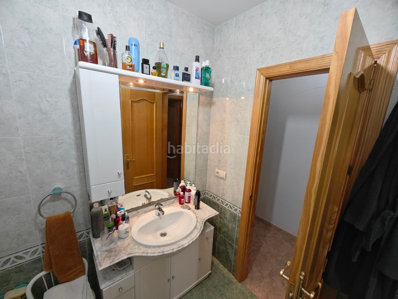 Foto f213faba-6095-425e-bb43-1d1440b87f2b. Casa adossada amb calefacció aparcament a Cedillo del Condado