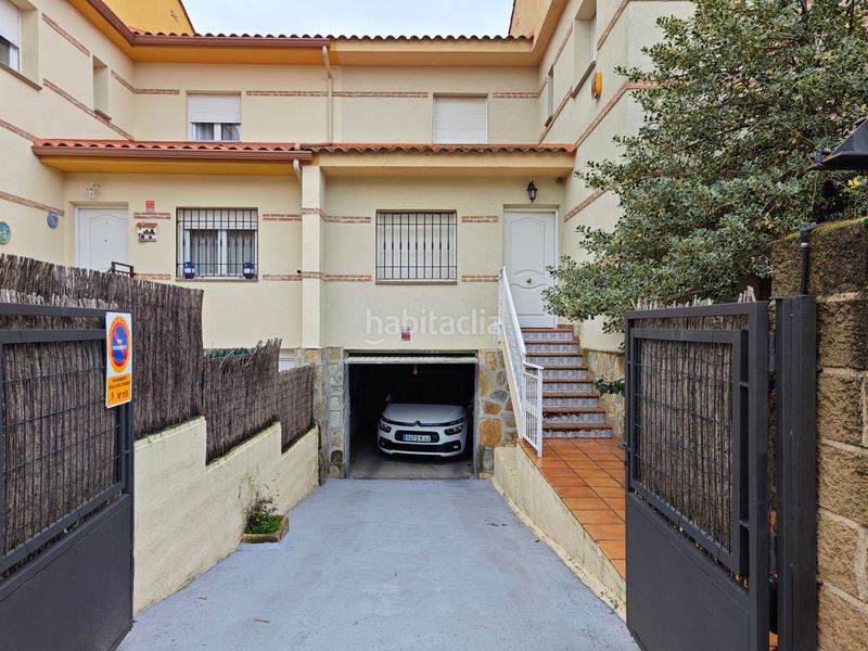 Foto f6fcf3ae-ee8b-4a42-8f99-86a3debe85e0. Casa adossada amb calefacció aparcament a Cedillo del Condado