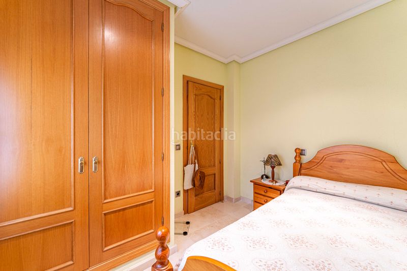 Foto 0ff2fd0b-b80c-4d89-8f73-7eceadd7b89f. Casa amb xemeneia calefacció aparcament piscina a Serranillos del Valle