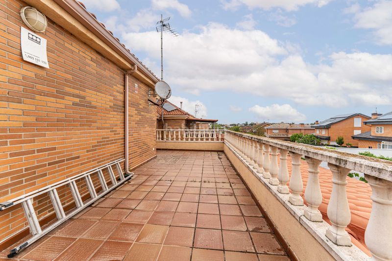 Foto ab47b0d0-2d00-4505-bdfb-059123b817fe. Casa amb xemeneia calefacció aparcament piscina a Serranillos del Valle