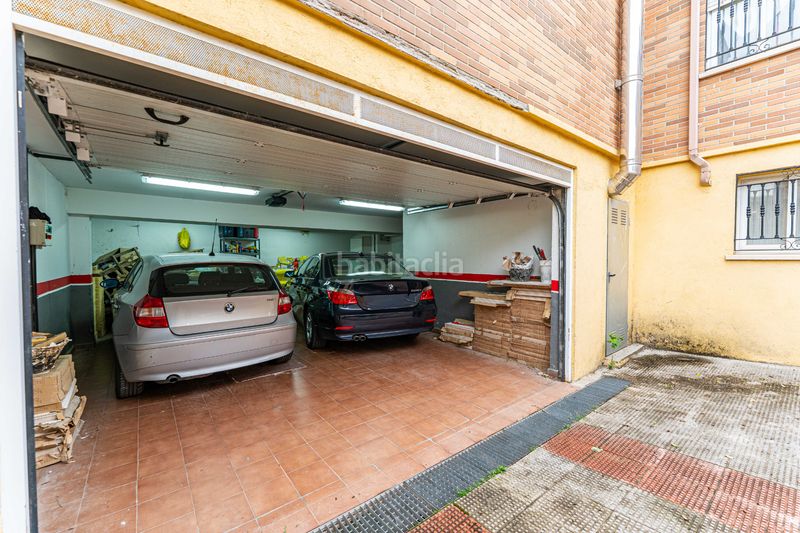 Foto ad5e46e9-e5be-4d9f-bd42-9d5119016e03. Casa amb xemeneia calefacció aparcament piscina a Serranillos del Valle