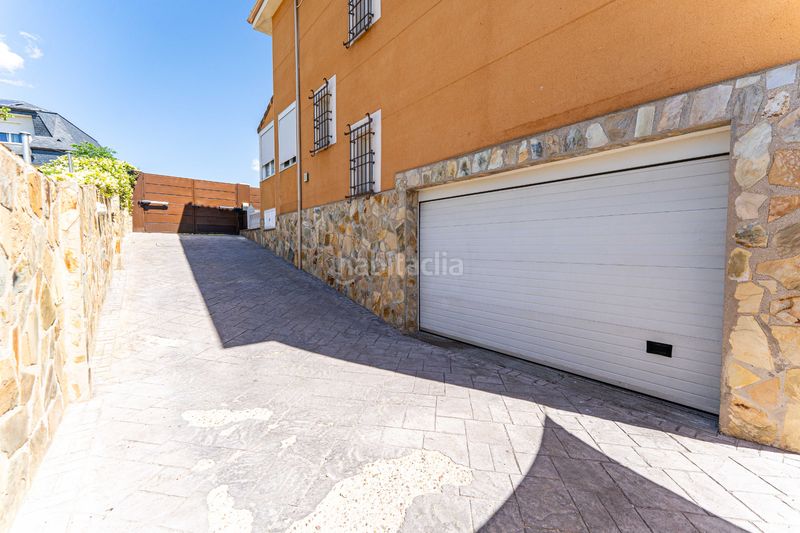 Foto 430c0323-6945-41d2-9093-54899c34d930. Casa amb calefacció aparcament piscina a Serranillos del Valle