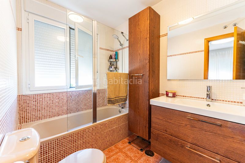 Foto bf3d3f39-800f-46bb-be2d-73453216932c. Casa amb calefacció aparcament piscina a Serranillos del Valle