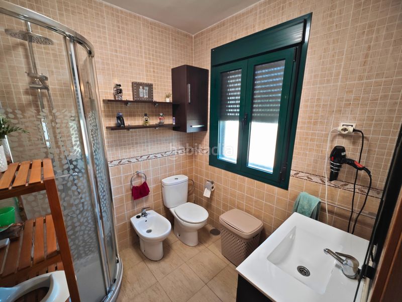 Foto b3fd8695-a8d0-4e01-b668-23ac280953b7. Casa aparellada amb calefacció aparcament a Cedillo del Condado