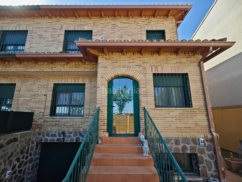 Foto b8cfc286-112a-4a1e-9a5b-93b74d4d028e. Casa aparellada amb calefacció aparcament a Cedillo del Condado
