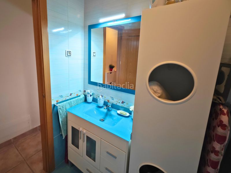 Foto da500053-58f3-4ebe-8122-60e0d3d45e18. Casa aparellada amb calefacció aparcament a Cedillo del Condado