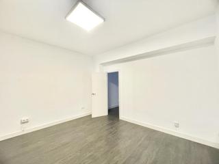 Local Comercial a Calle Calle Neptuno