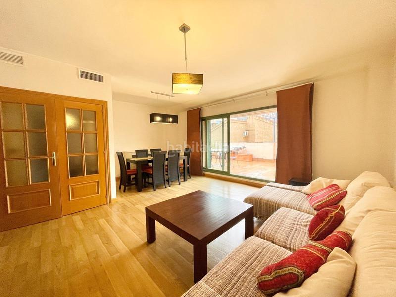 Foto feb6bc9d-f2d7-4d1a-9c9e-64a97af01b7e. Location appartement avec chauffage parking dans Plaza de Toros Granada