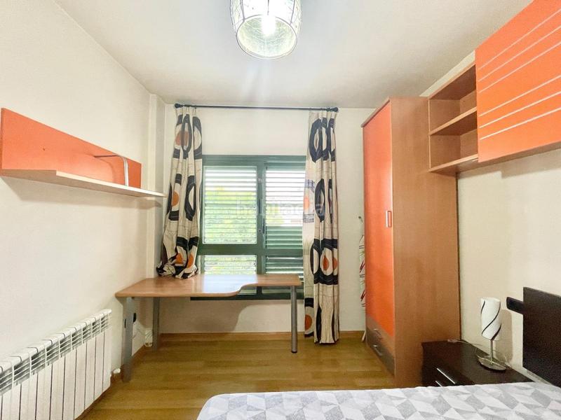 Foto bc345456-7c8f-447d-a02c-5bd6b51a3d0e. Rent flat with heating parking in Plaza de Toros Granada
