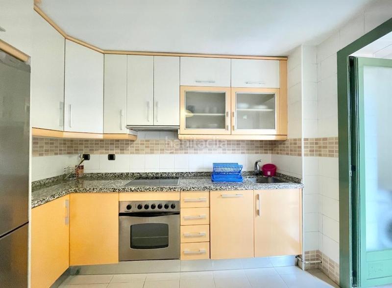 Foto cf0f94f1-0eec-403d-a36b-1bf5e8a54ba7. Rent flat with heating parking in Plaza de Toros Granada