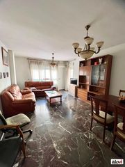 Alquiler Piso en Angustias - Chana - Encina. Piso de 4 habitaciones en villarejo!