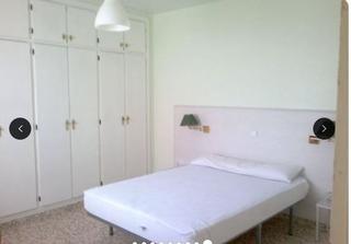 Lloguer Pis  Calle josé recuerda. Piso de 4 dormitorios en centro de granada
