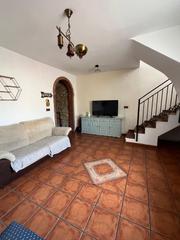 Dúplex a Cúllar Vega. Ático dúplex en venta en cullar vega, terraza con impresionantes