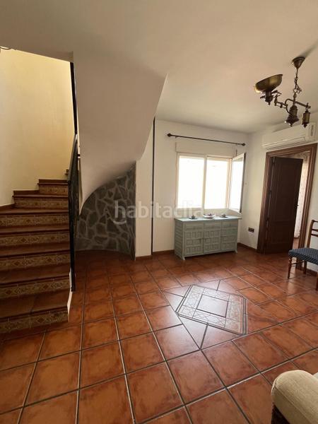 Foto a8aa587e-a72a-4f66-a179-cbf9abdcf0ae. Dúplex ático dúplex en venta en cullar vega, terraza con impresionantes vistas, plaza de garaje y trastero en Cúllar Vega