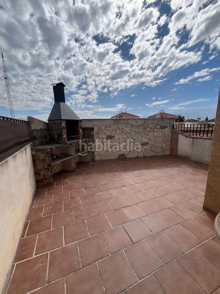 Foto bc6aacec-0d2a-41bb-8dd3-69f5a0e86449. Dúplex ático dúplex en venta en cullar vega, terraza con impresionantes vistas, plaza de garaje y trastero en Cúllar Vega
