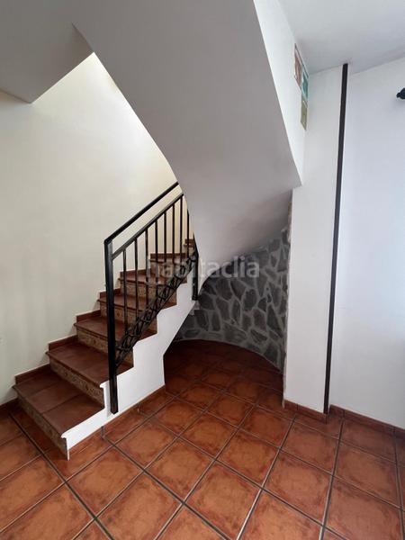 Foto d6b8253c-9914-4e2d-b15b-f53d6c18dd48. Dúplex ático dúplex en venta en cullar vega, terraza con impresionantes vistas, plaza de garaje y trastero en Cúllar Vega