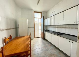 Miete Etagenwohnung in Centro - Sagrario. Piso de 3 habitaciones en gran vía!