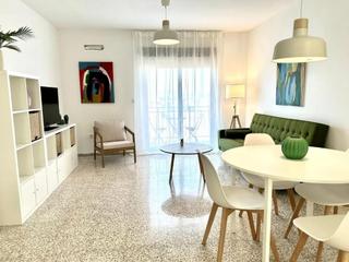 Lloguer Pis a Angustias - Chana - Encina. Piso de 3 habitaciones, junto a bellas artes e informática!
