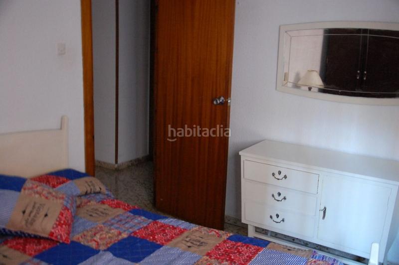 Foto 53958a18-96a7-437f-a87e-26e572209a7e. Alquiler piso se alquila amplio piso de 4 dormitorios ideal para estudiantes en Granada