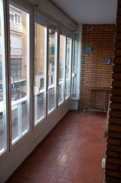 Foto e9df10f8-8456-420e-ac9c-bb9b63e5b9d5. Alquiler piso se alquila amplio piso de 4 dormitorios ideal para estudiantes en Granada
