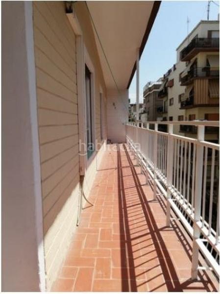 Foto 5acdc86c-fb44-432e-8e47-b4c44421d0ce. Alquiler piso  de 5 dormitorios en el centro en Granada
