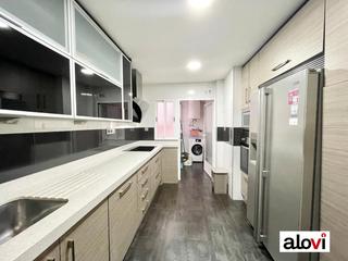 Miete Etagenwohnung in Camino de Ronda. Piso de 3 habitaciones en camino de ronda!