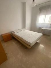 Lloguer Pis a La Cruz. Piso de 3 habitaciones en barrio de la cruz!